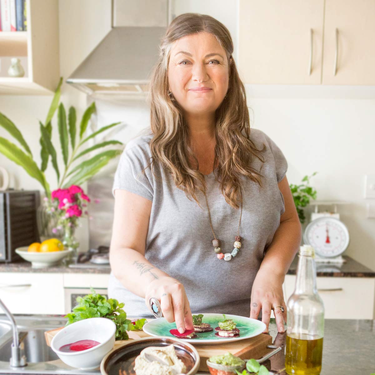 Athea_Amore_in_the_kitchen_large